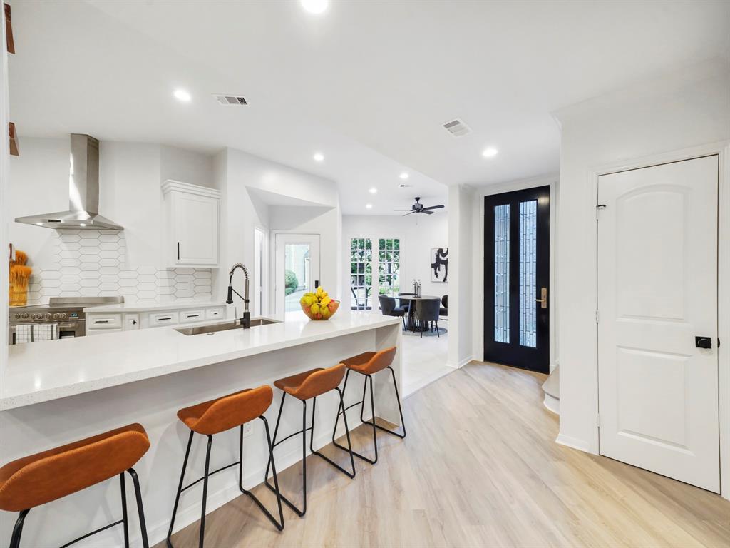 201 Vanderpool Ln, HOUSTON TX 77024