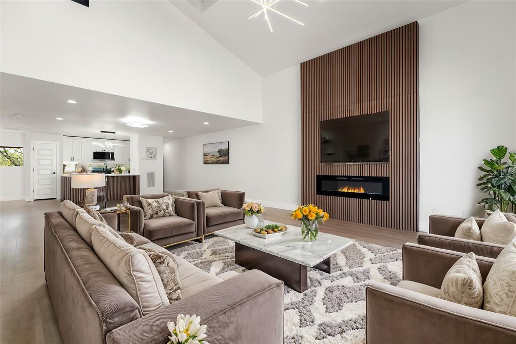 6931 Yellowstone Way Dr  