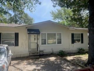 134 Oak Cir  