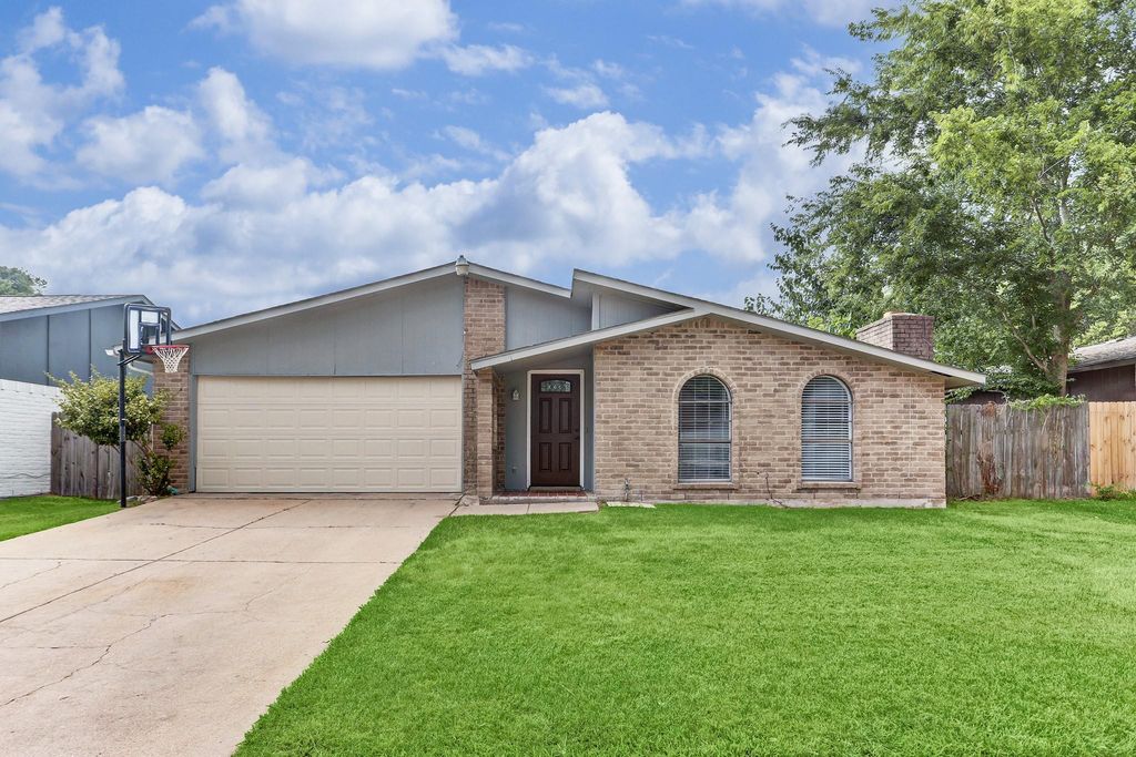 15530 Camino del Sol Dr  