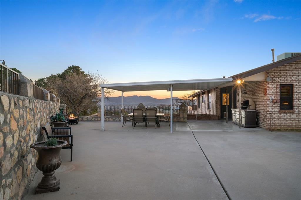 1626 Rim Rd, EL PASO, TX 79902