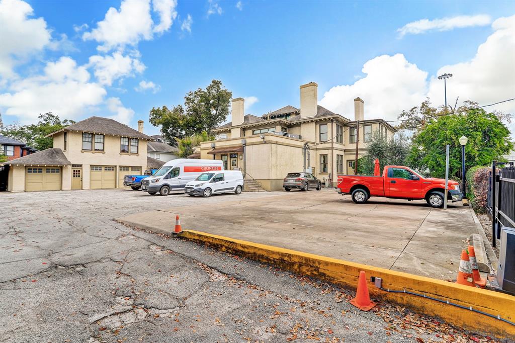 3900 Milam St, HOUSTON, TX 77006