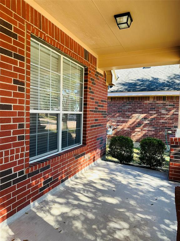 19122 Mission Mnr LN  