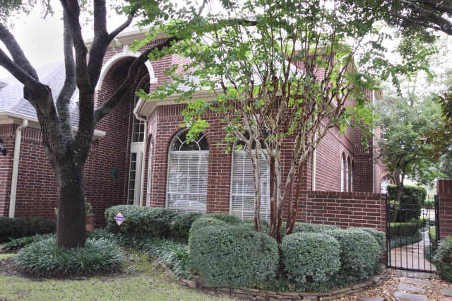 58 Ambleside Cres DR  