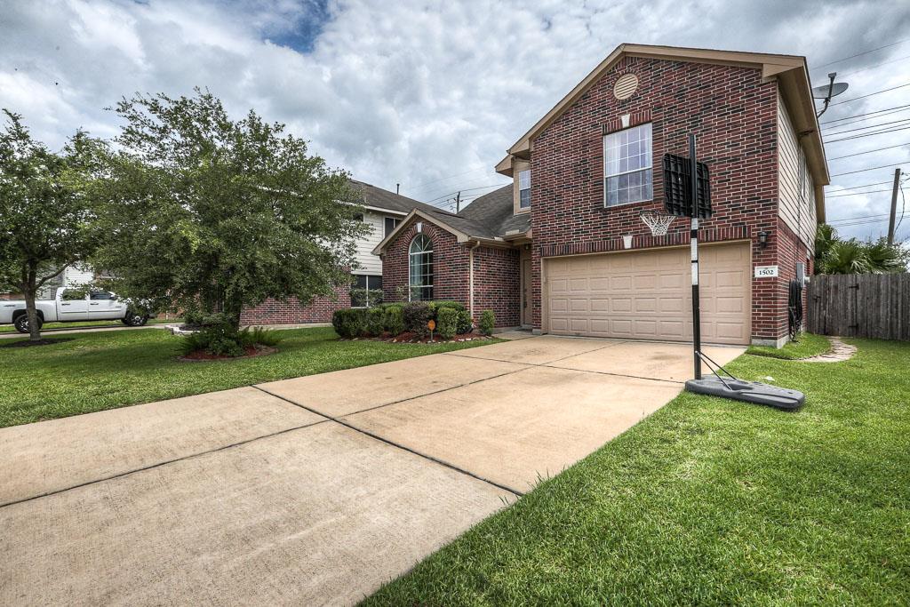 1502 Cartwright Rd, MISSOURI CITY, TX 77489