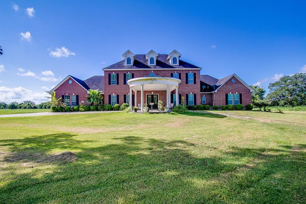 1003 E Fm1462, ROSHARON, TX 77583