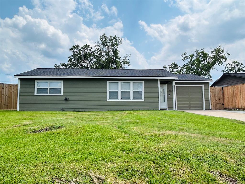 2210 Hillshire Dr  
