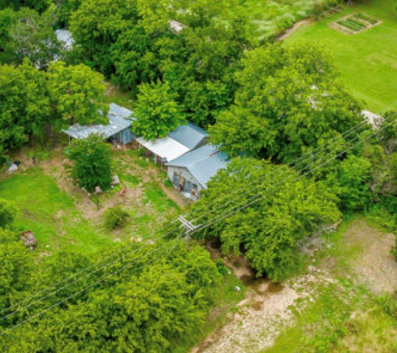 332 N Burleson Ave  