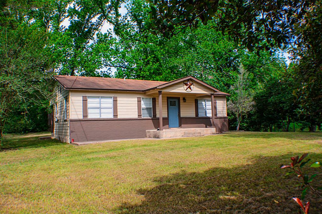2445 Hwy 190 W, LIVINGSTON, TX 77351