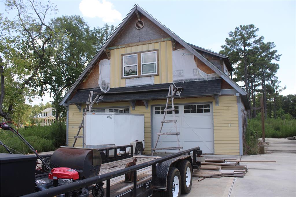 818 Kennings Rd, CROSBY, TX 77532