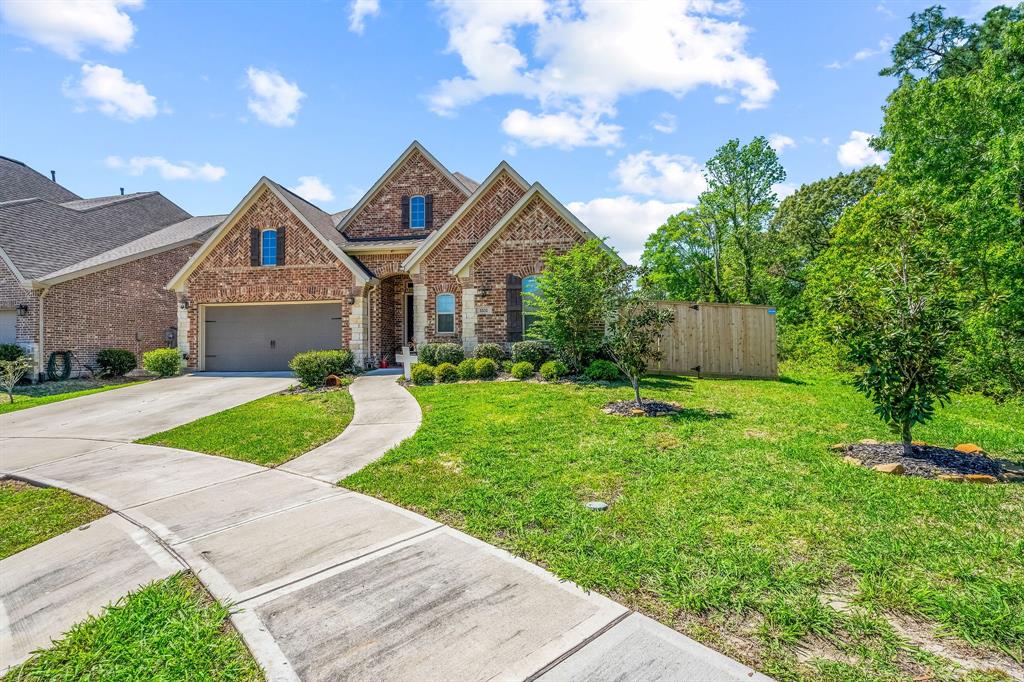 3202 Skylark Vly Trce