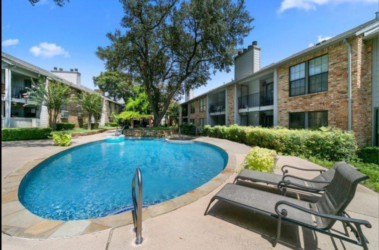 15151 Berry Trl Unit 104  