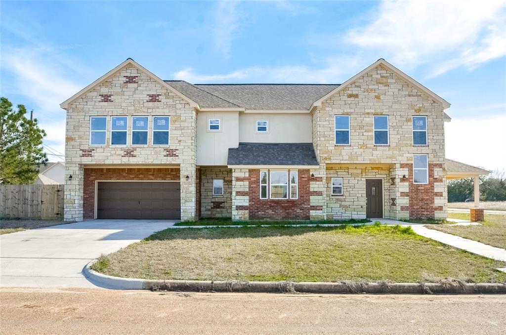 2110 3rd, HEMPSTEAD, TX 77445