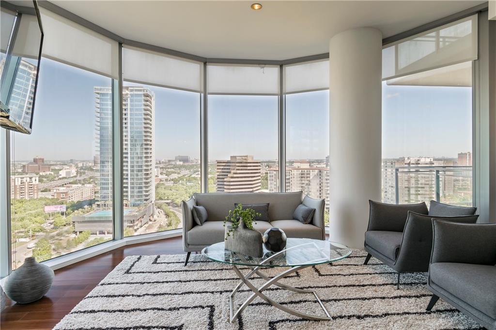 2900 Mckinnon St Unit 1604