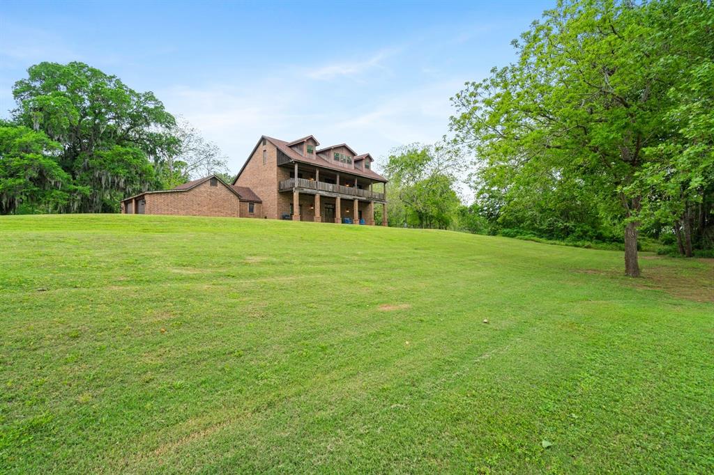 3539 A River Rd, SEALY, TX 77474