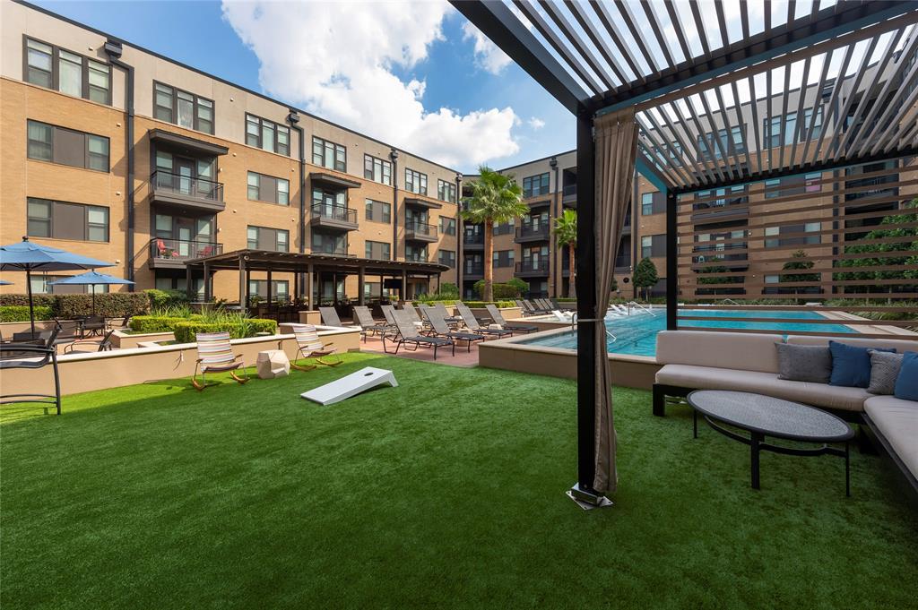 2121 Mid Ln 241, HOUSTON, TX 77027