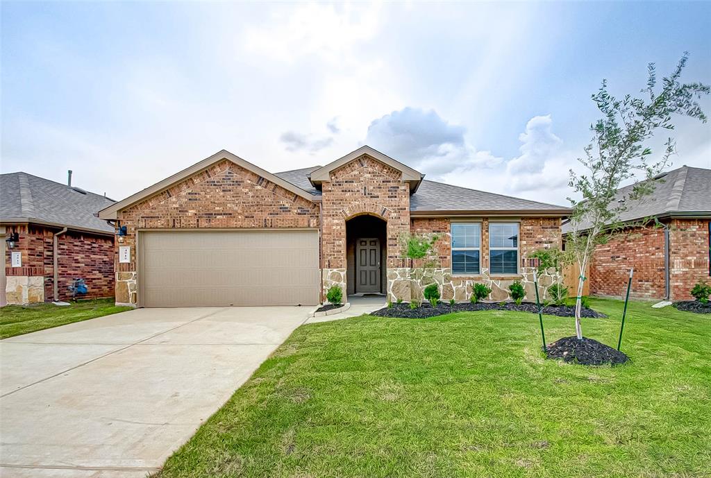 4019 Country Club Dr, BAYTOWN, TX 77521