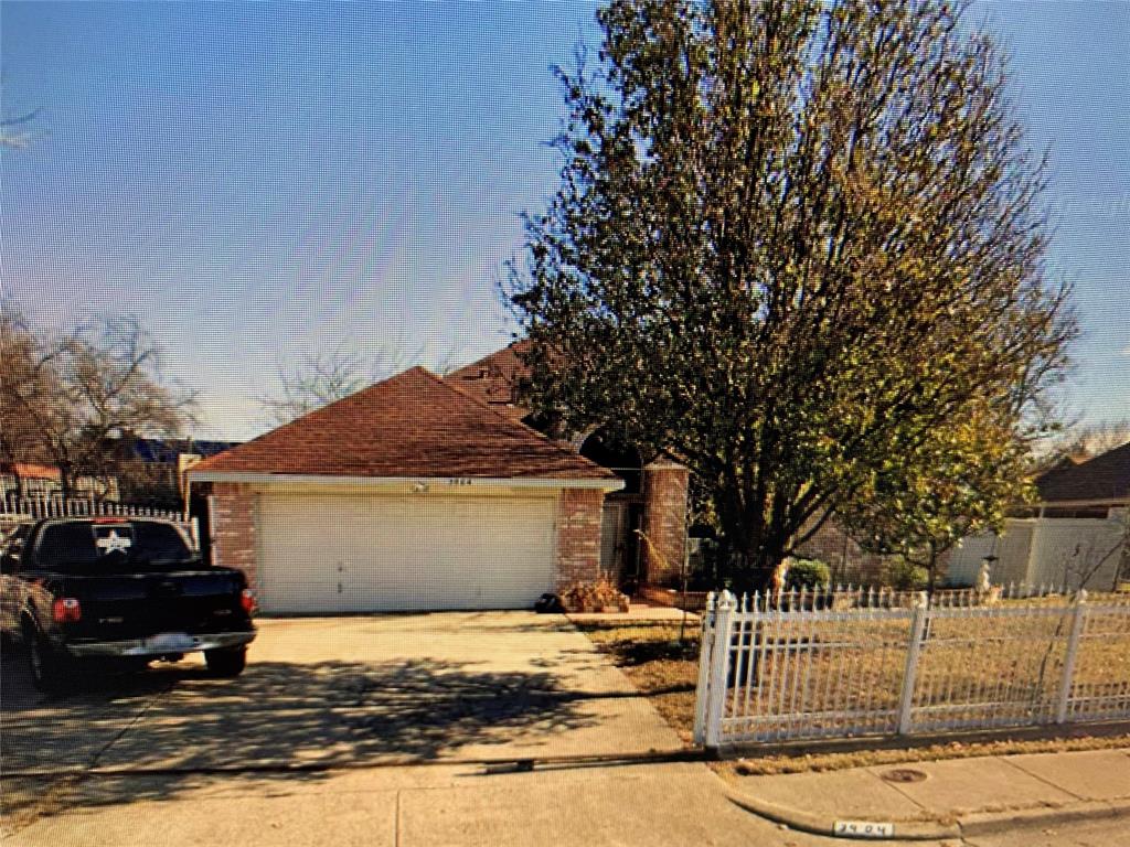 3904 SUMMER Hl DR  