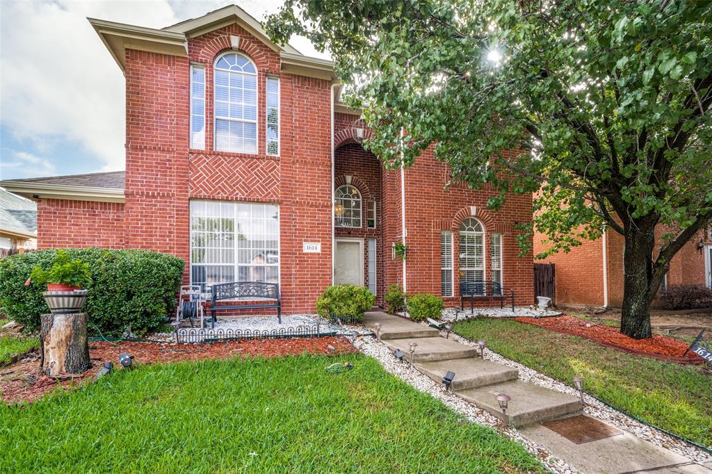 1614 SUMMERS Dr  