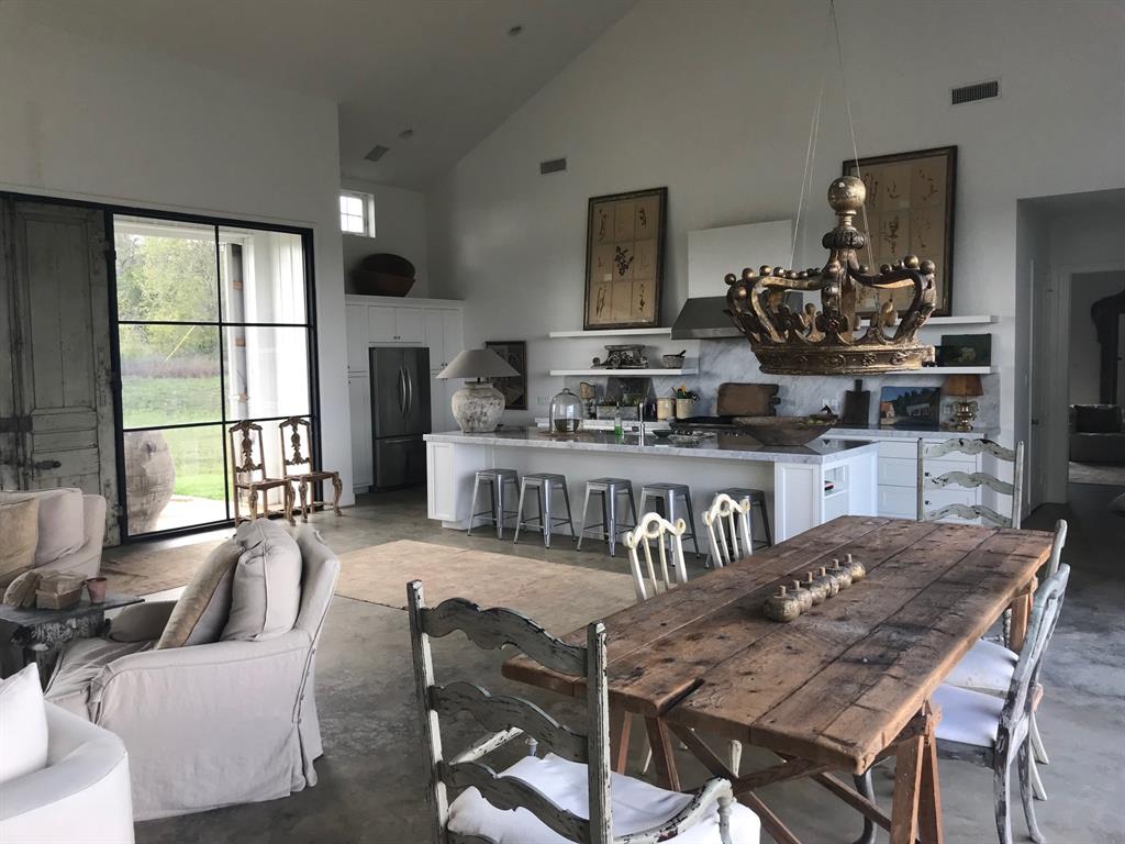 21111 State Hwy 159 W, NEW ULM, TX 78950