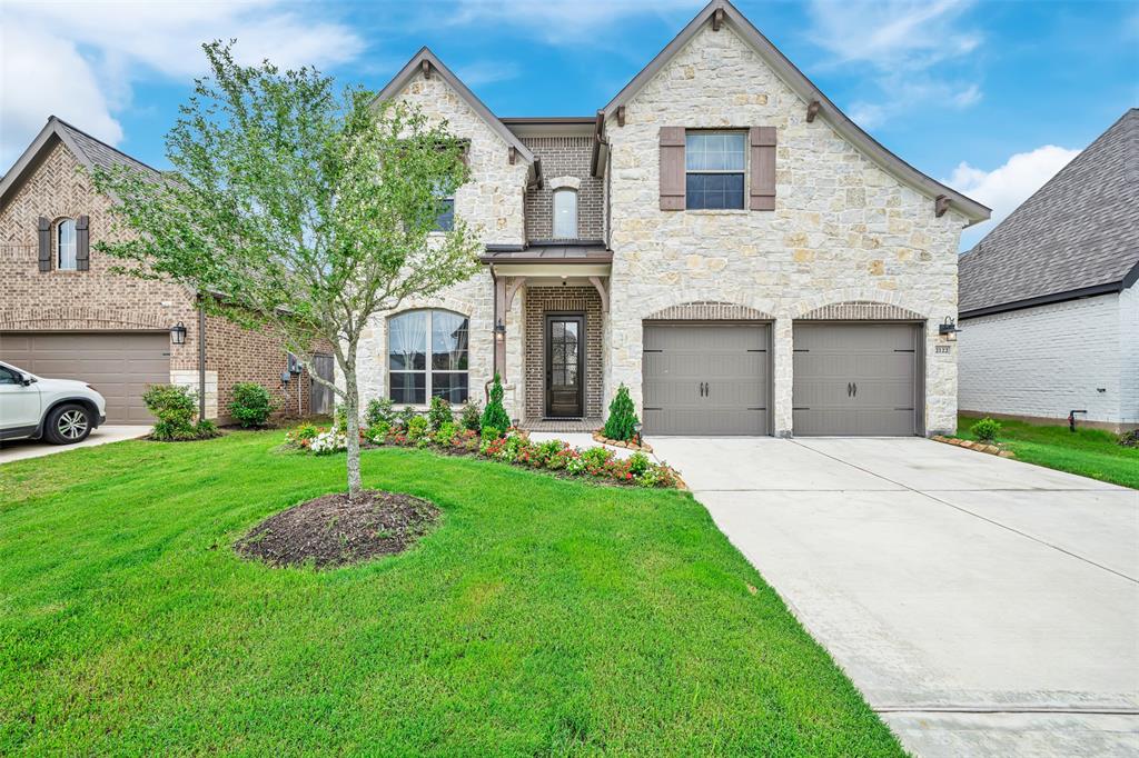 2122 Mallow LN  