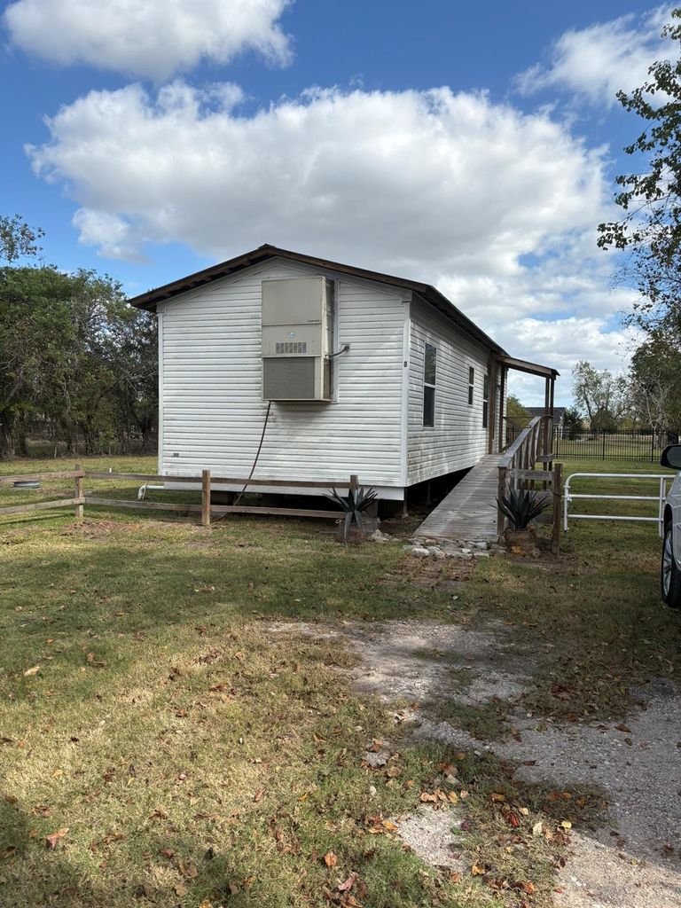 17025 Wellborn D, PEARLAND, TX 77584