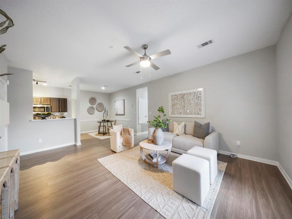 1840 Longmire Rd C1R, CONROE, TX 77304