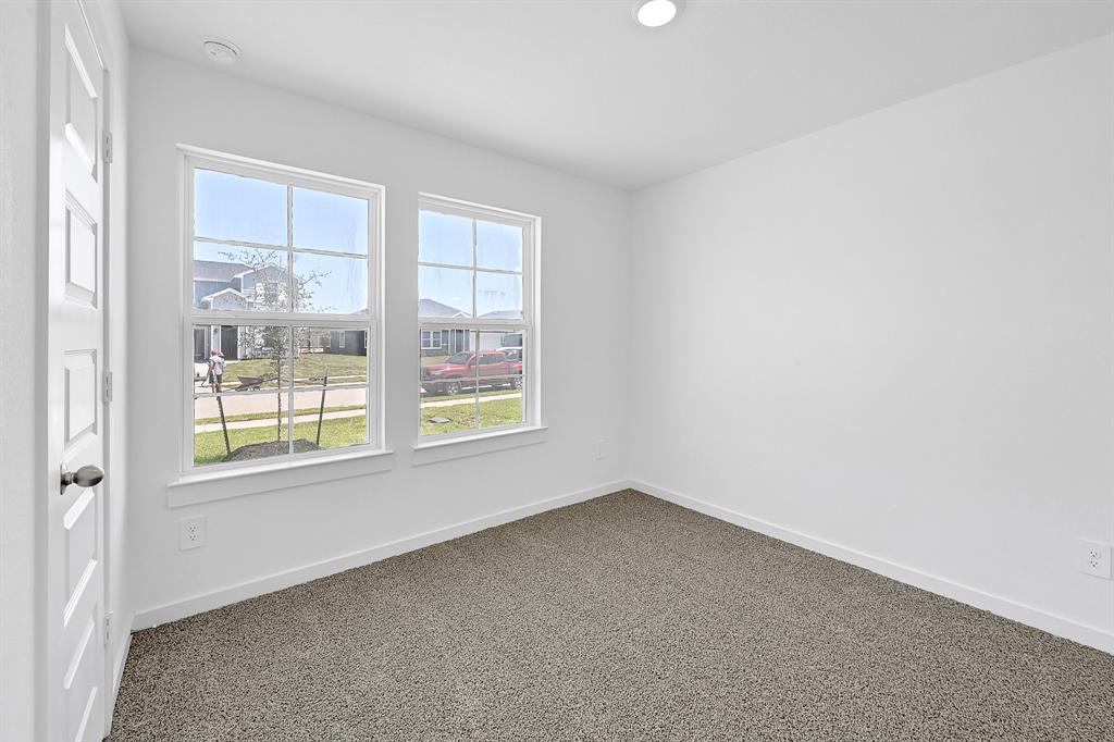 31847 Hallington Hill Ln, FULSHEAR, TX 77441