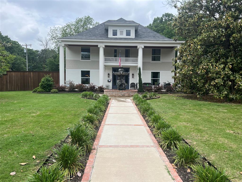 103 E University Ave  