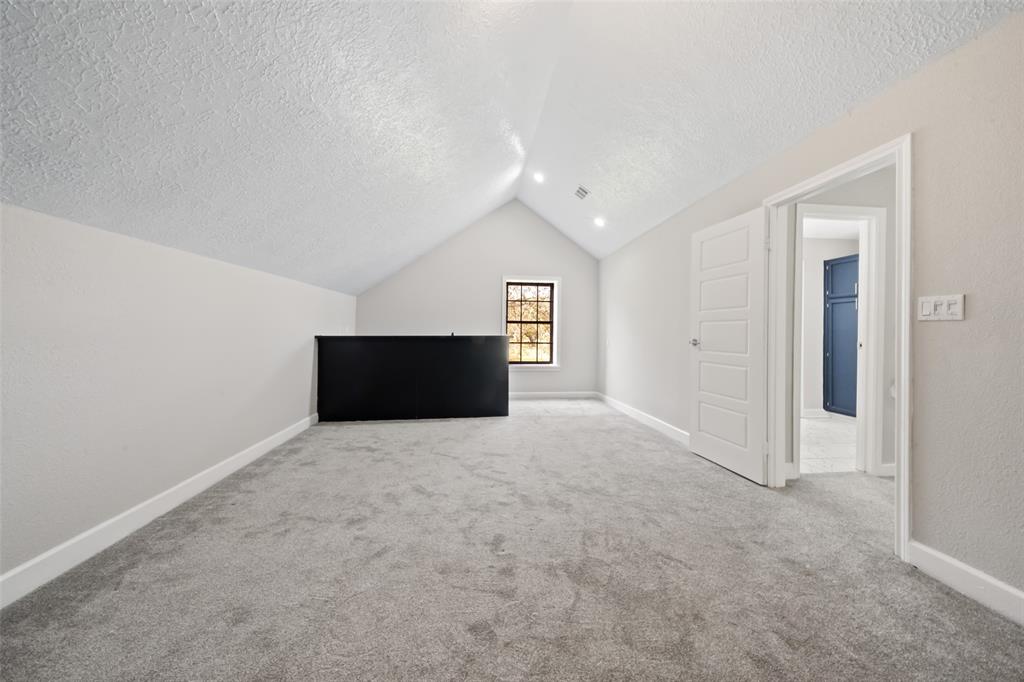 21407 Pecan Bend Rd, DAMON, TX 77430