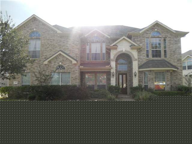 5910 White Clover DR  