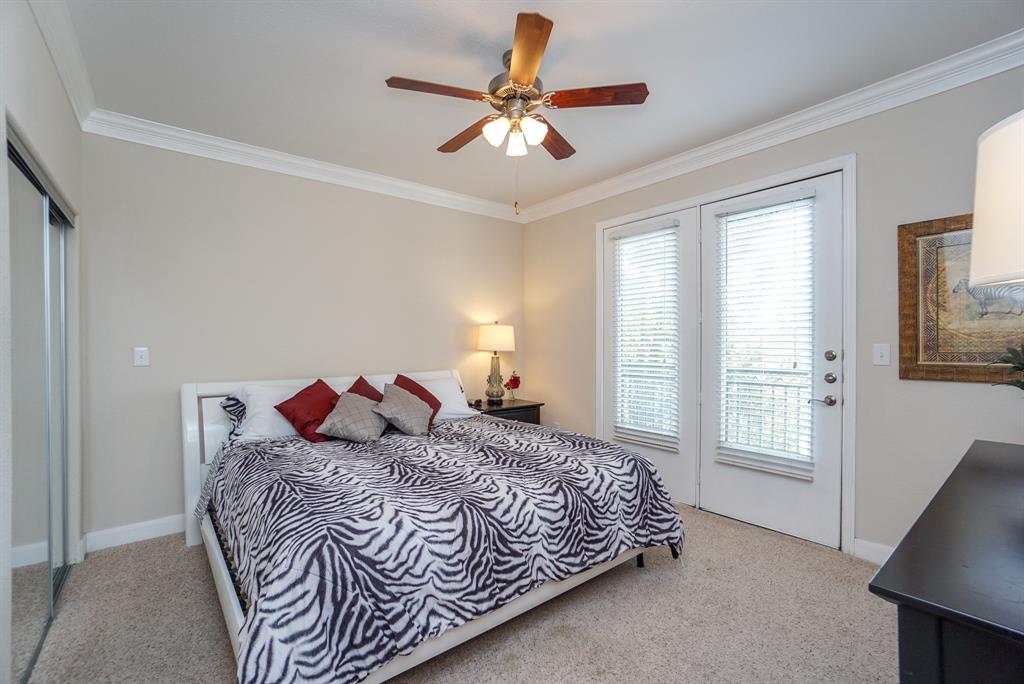 2299 Lone Star Dr 202, SUGAR LAND, TX 77479