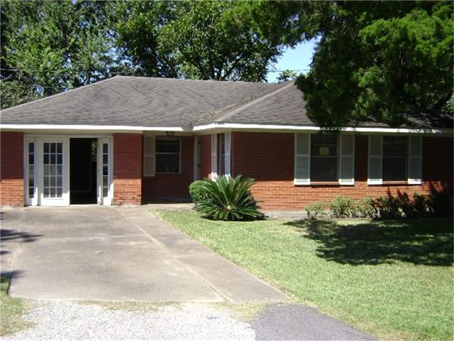 2318 Carl Ct