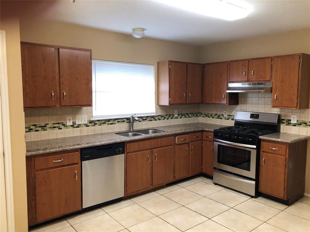 15518 Evergreen Grv DR  