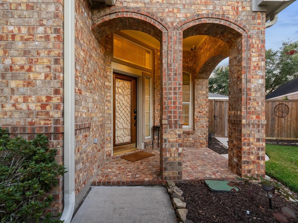 5211 Cottonwood Creek Ln, League City, TX 77573