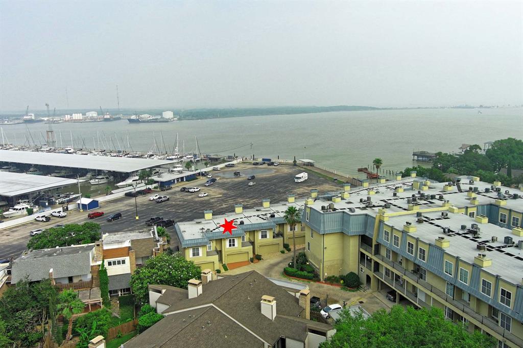 921 Marine Dr Unit 102A