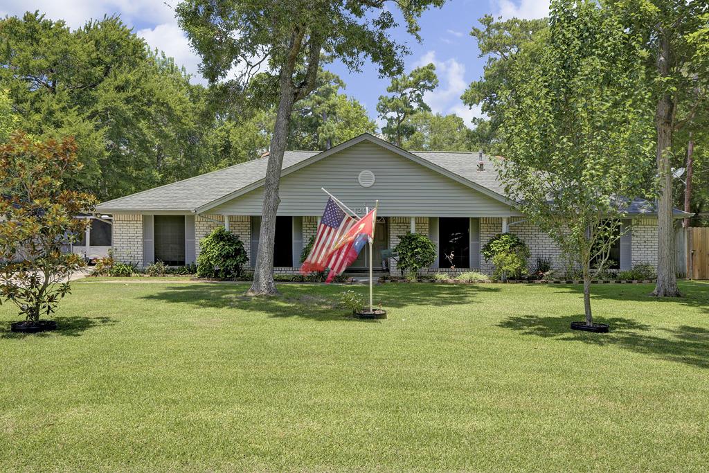 1209 Shady Oak Ln, DICKINSON, TX 77539