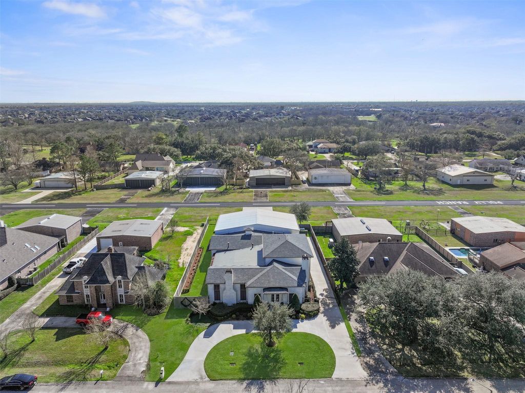 2208 Butler Dr  