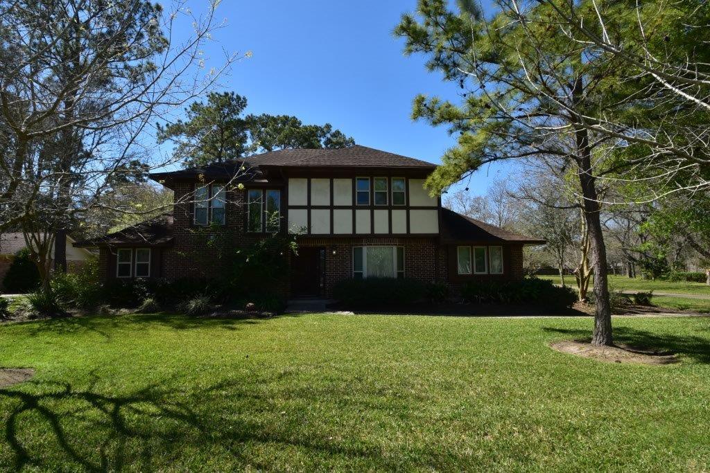 2108 Pine Dr, FRIENDSWOOD, TX 77546