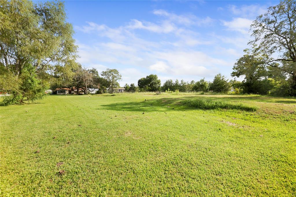 8515 Dowdell Rd, TOMBALL, TX 77375