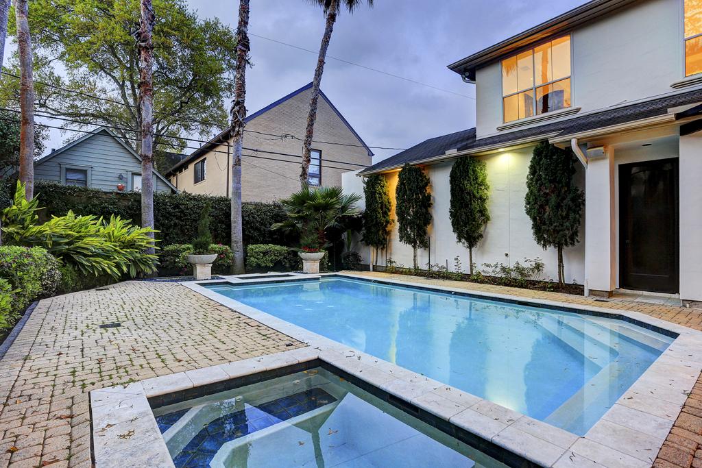 2026 Sunset Blvd, Houston, TX 77005