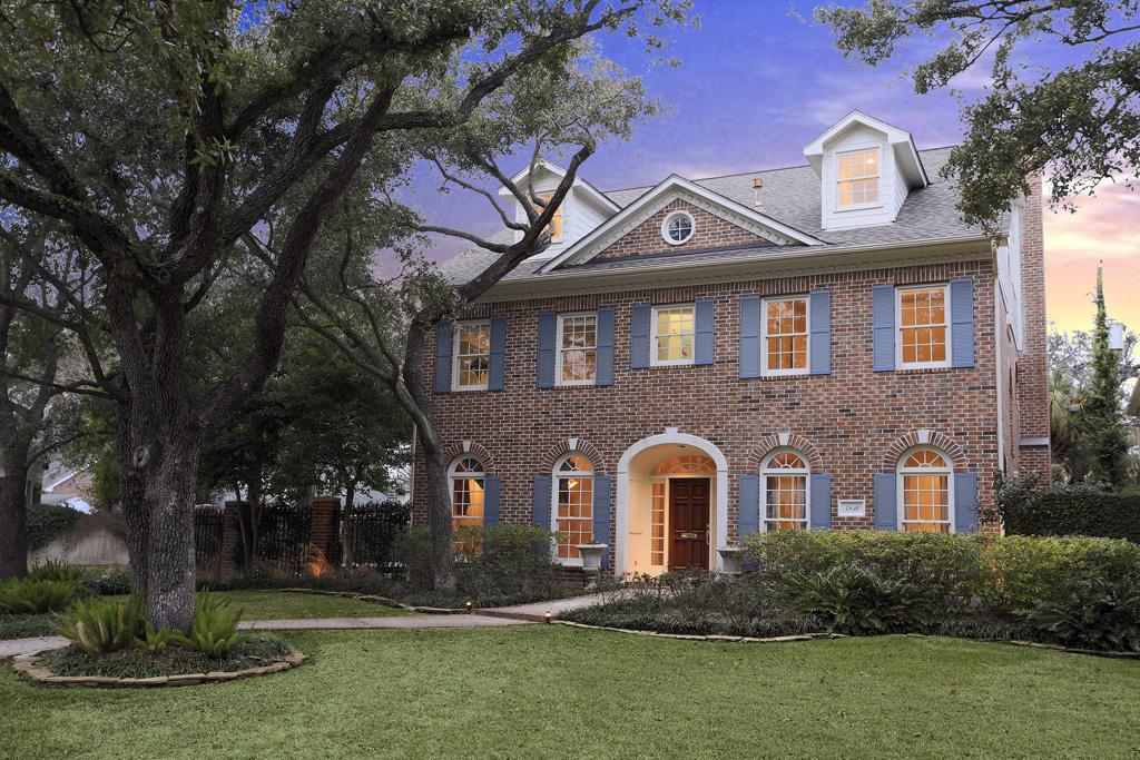 4816 Bellview St, BELLAIRE, TX 77401