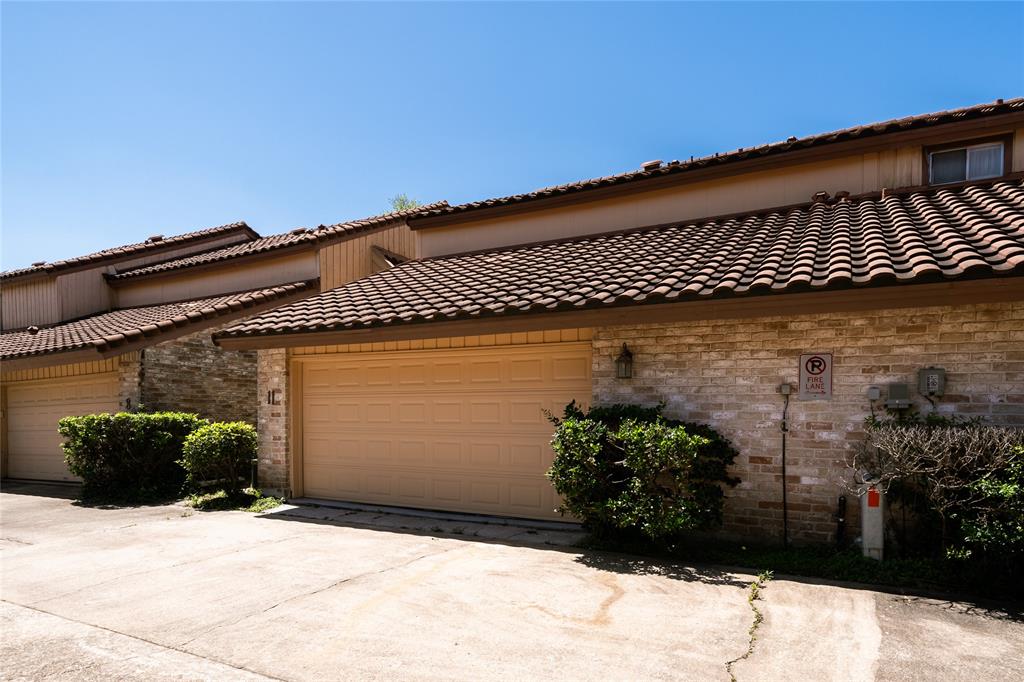 5918 San Felipe St Unit 11  