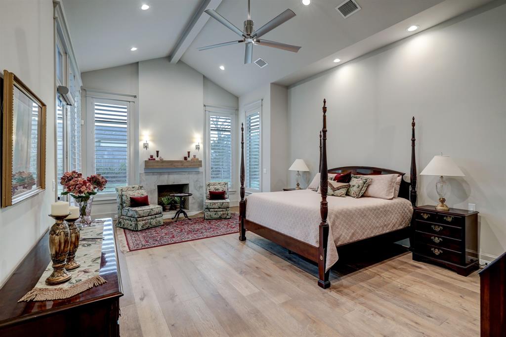 7 Gage Ct HOUSTON TX 77024 HAR com