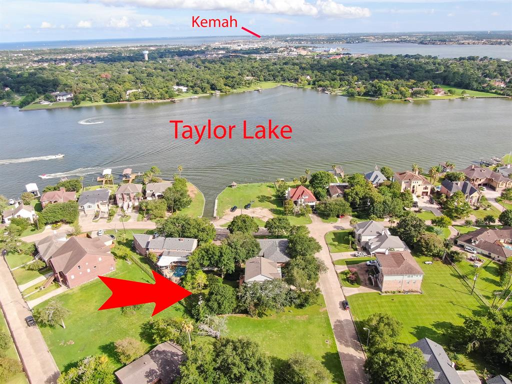 706 Timber Cove Dr, SEABROOK, TX 77586