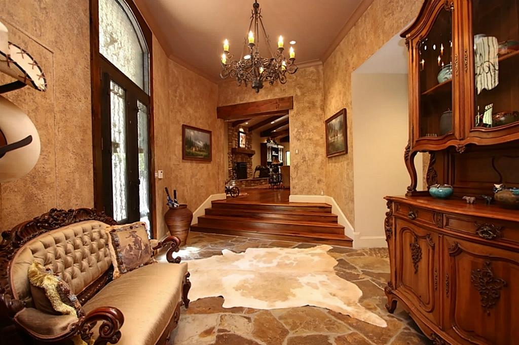 214 Voss Rd, HOUSTON, TX 77024