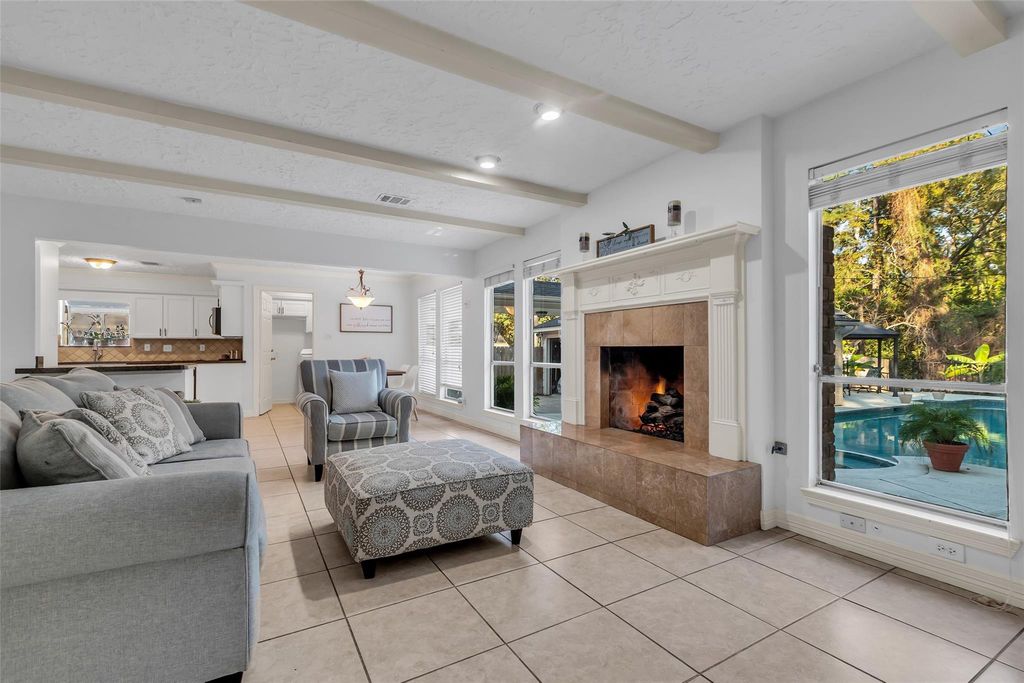 24102 Northcrest Dr, SPRING, TX 77389