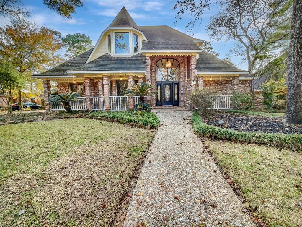2515 Golden Pond Dr, Kingwood, TX 77345