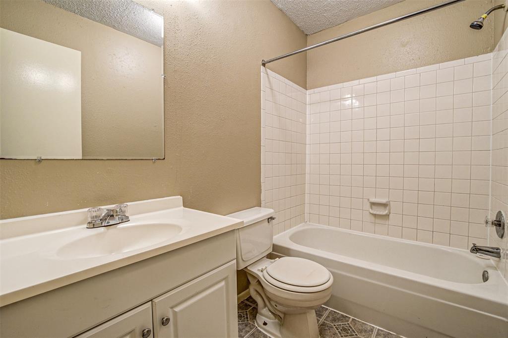 1323 Brenda Ln 4, HUMBLE, TX 77338