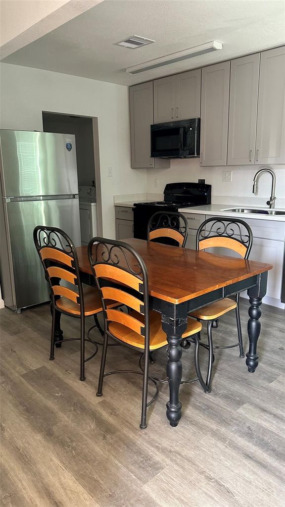 6200 Ranchester Dr Unit 230